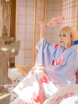 《Fate Stay Night》Saber晴着ver.~吾王和服新年挂画 C O S P L A Y_就酱紫啦w (4)