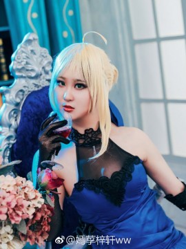 《FateGrand Order》extella saber礼服 C O S P L A Y_Fate---saber蓝礼服 (12)