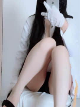 女提督自拍_0c66456f-bb95-454e-bf6c-a59e67639ae1