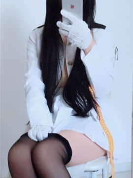 女提督自拍_cb72e050-98b2-48ad-ab51-1c61a566f16b